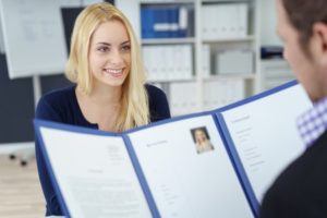 Quando si valuta un nuovo potenziale collaboratore esistono tante informazioni che si possono conoscere per valutare al meglio la nuova risorsa.