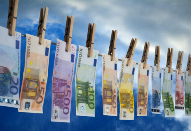 Guida completa all’antiriciclaggio