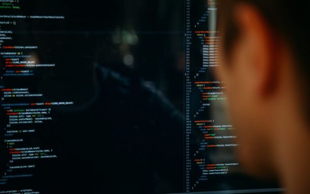 Cybersecurity e smart working: le aziende sono pronte a cambiare in un click?